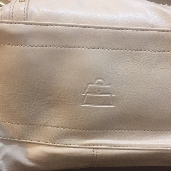 Beautiful Kathy Van Zeeland Bag - Picture 6 of 8